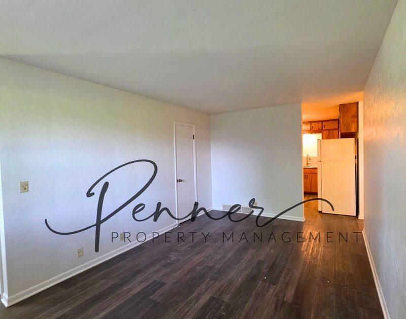 10813 WESTPORT RD – photo 4