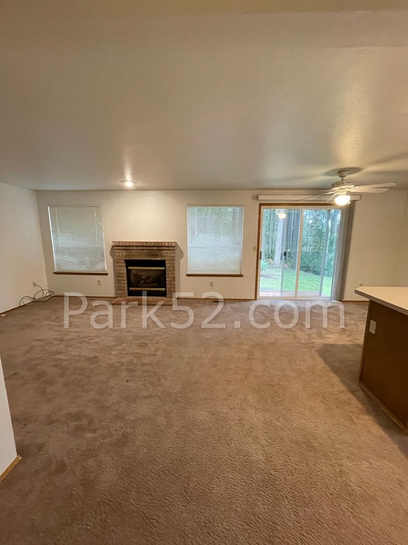 2 Bedroom Townhome In Gig Harbor – photo 2