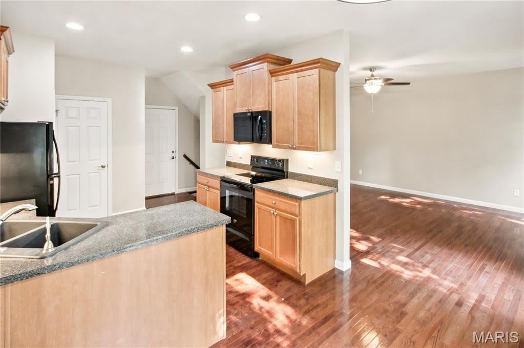 404 Willott Square Drive – photo 4