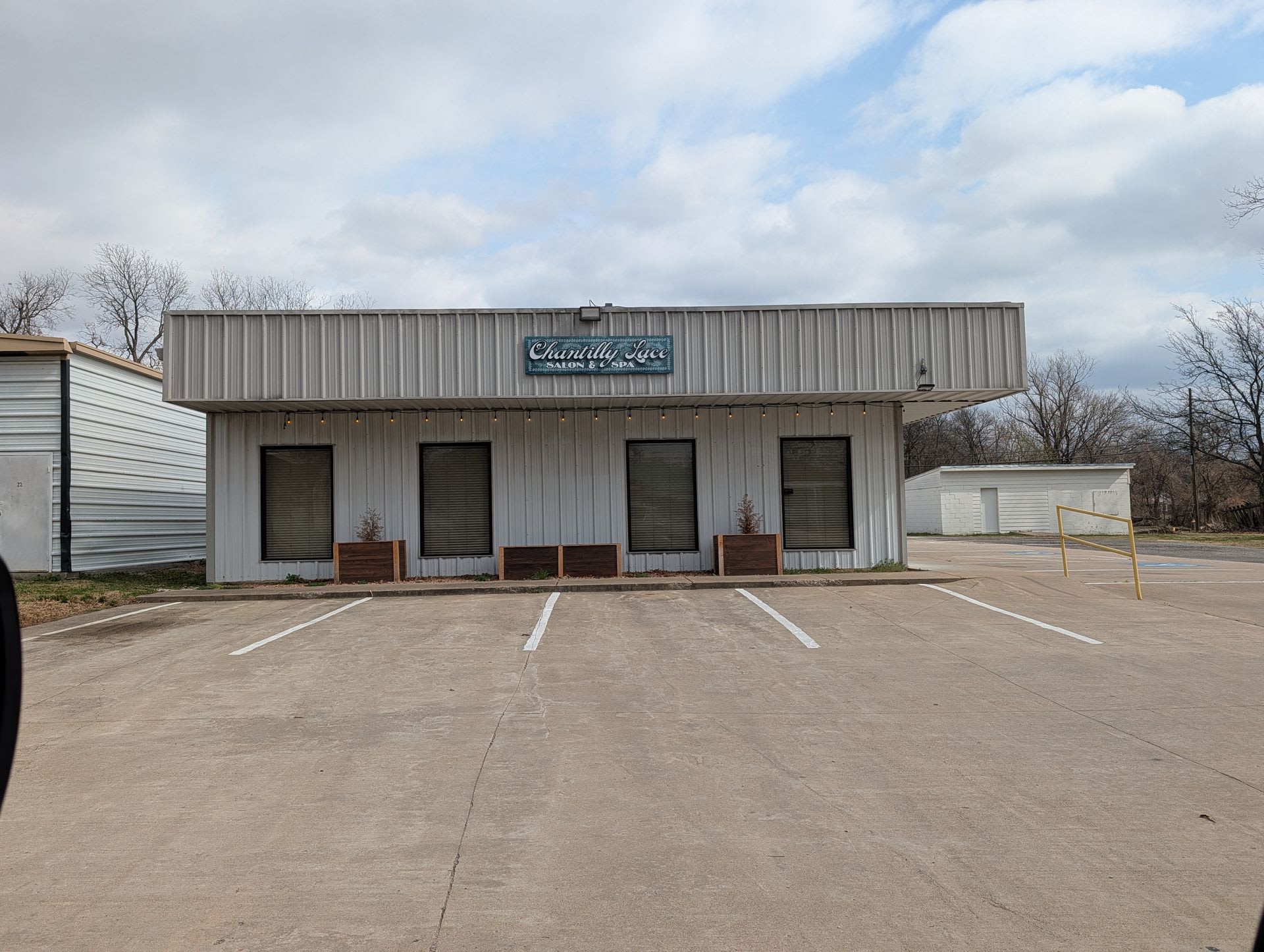 Office Retail Commercial Space In Pryor – photo 2