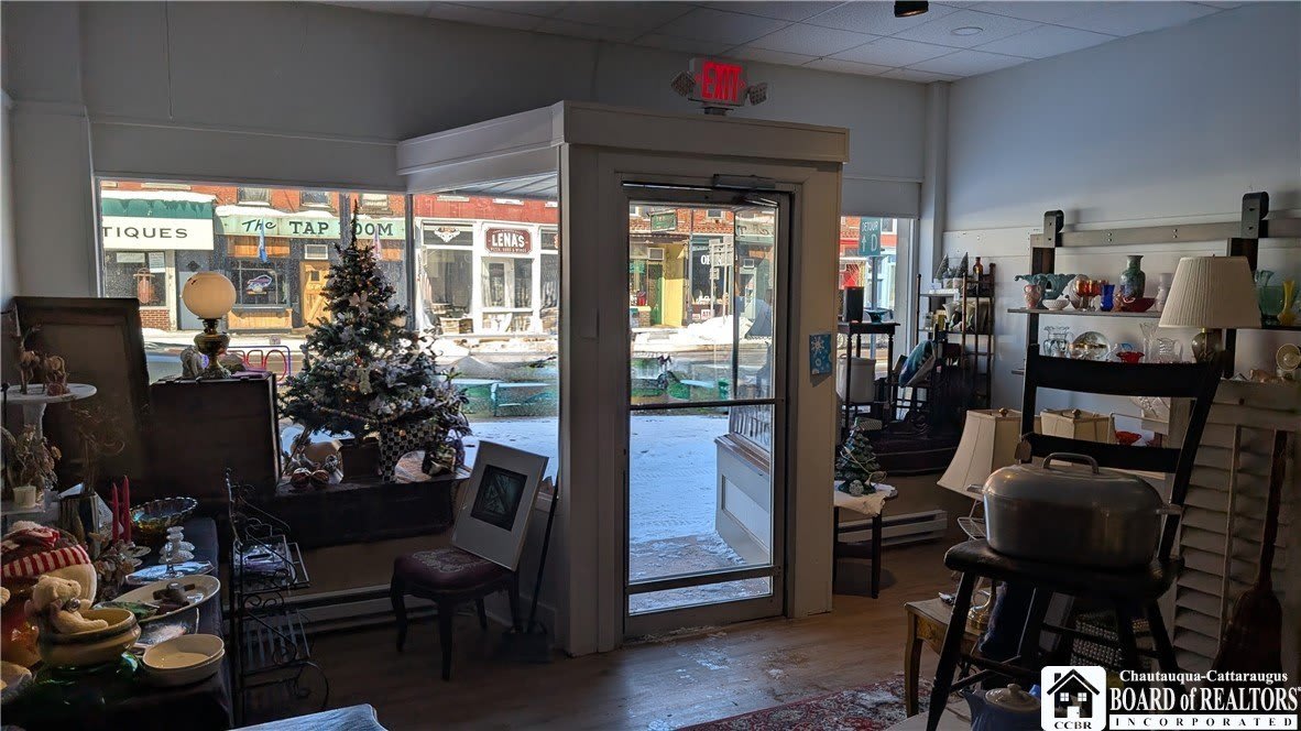 44 E Main Street – photo 3