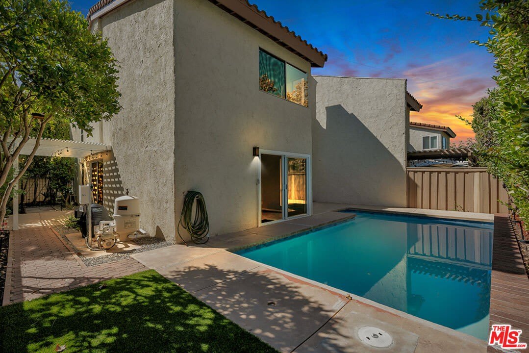 603 Racquet Club Ln – photo 4