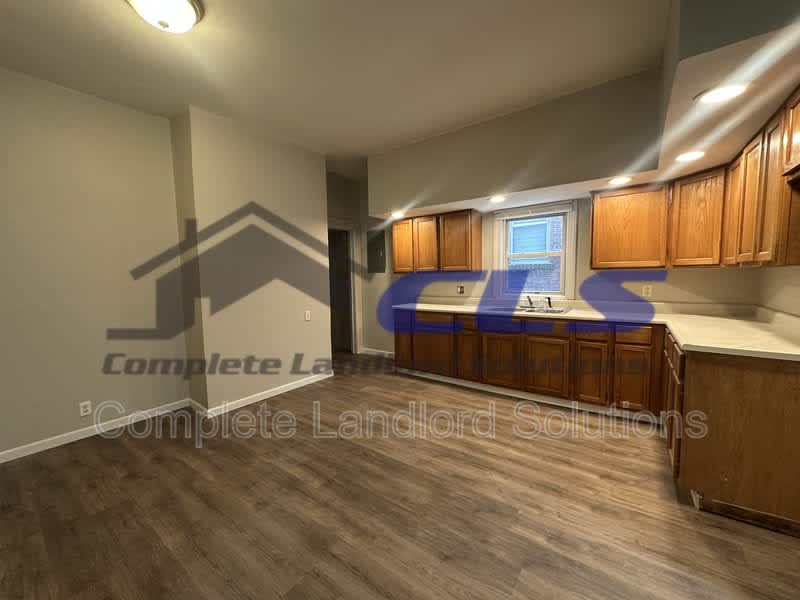1301 South 9th Street – photo 5