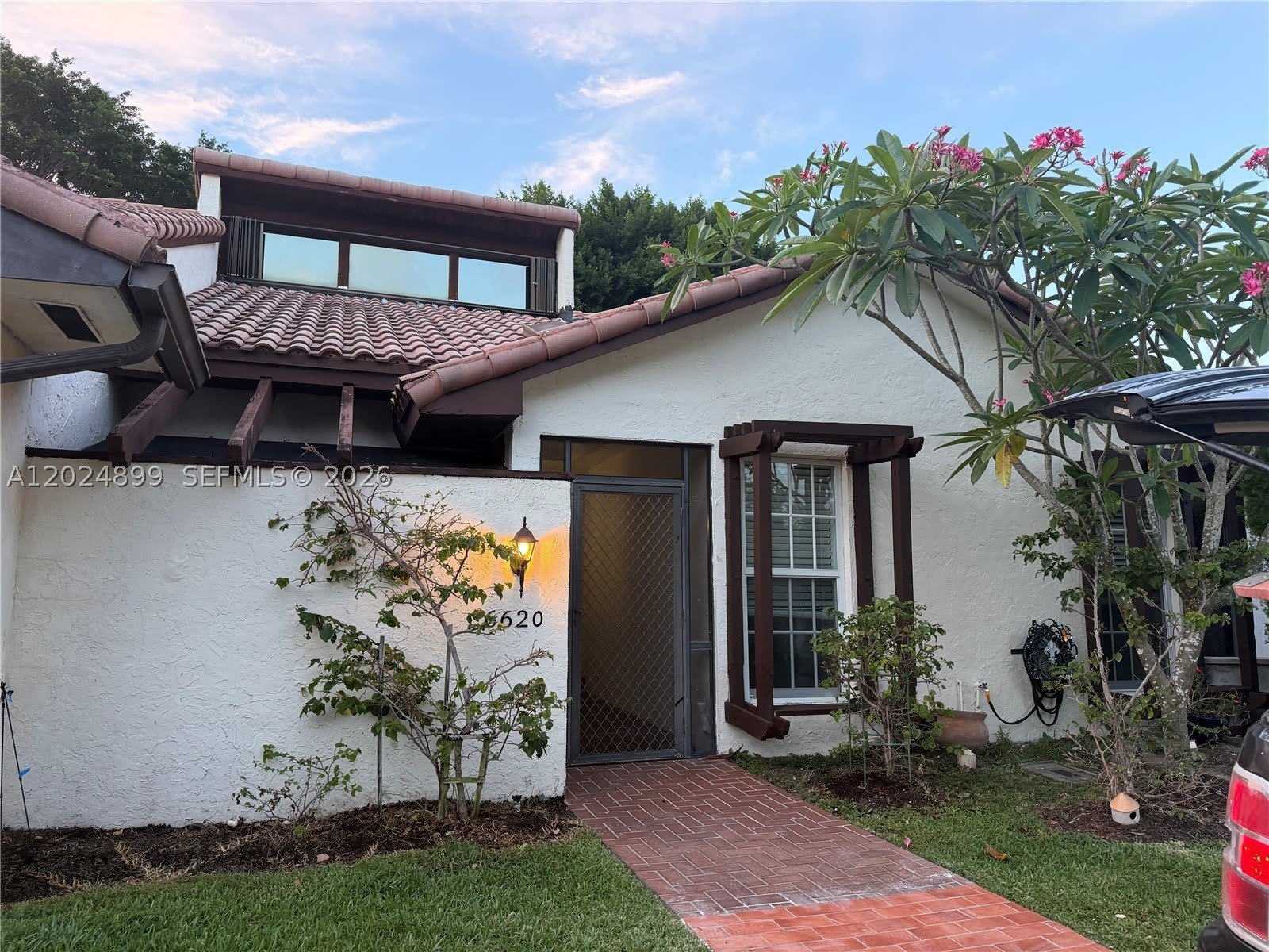 6620 Tiburon Cir – photo 1
