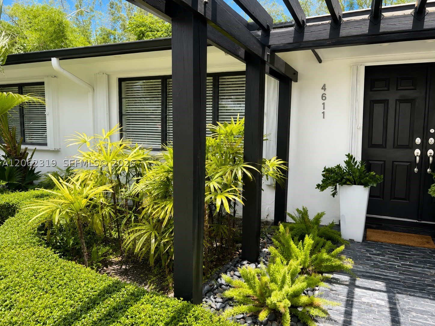 4611 SW 82nd Ct – photo 3