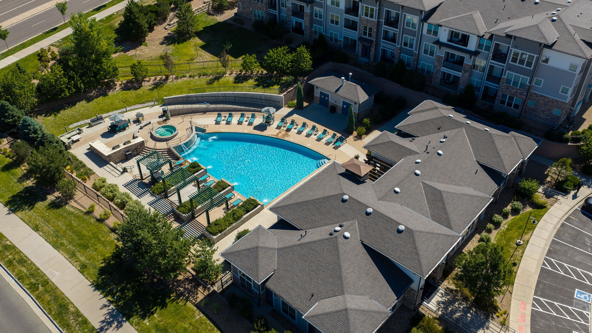 HiLine at Littleton Commons – photo 4