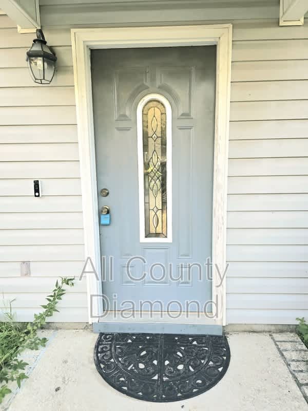 1913 Laurel Ave – photo 2