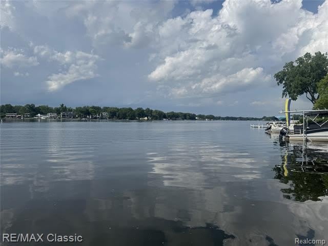 1508 LAKEVIEW Drive – photo 5