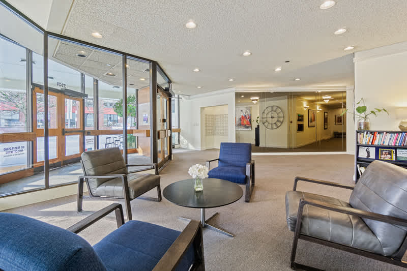 2201 3rd Ave – photo 3