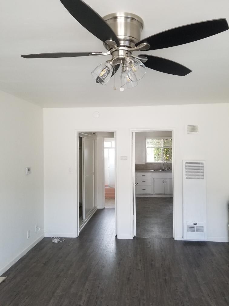 912 N Genesee Ave – photo 3