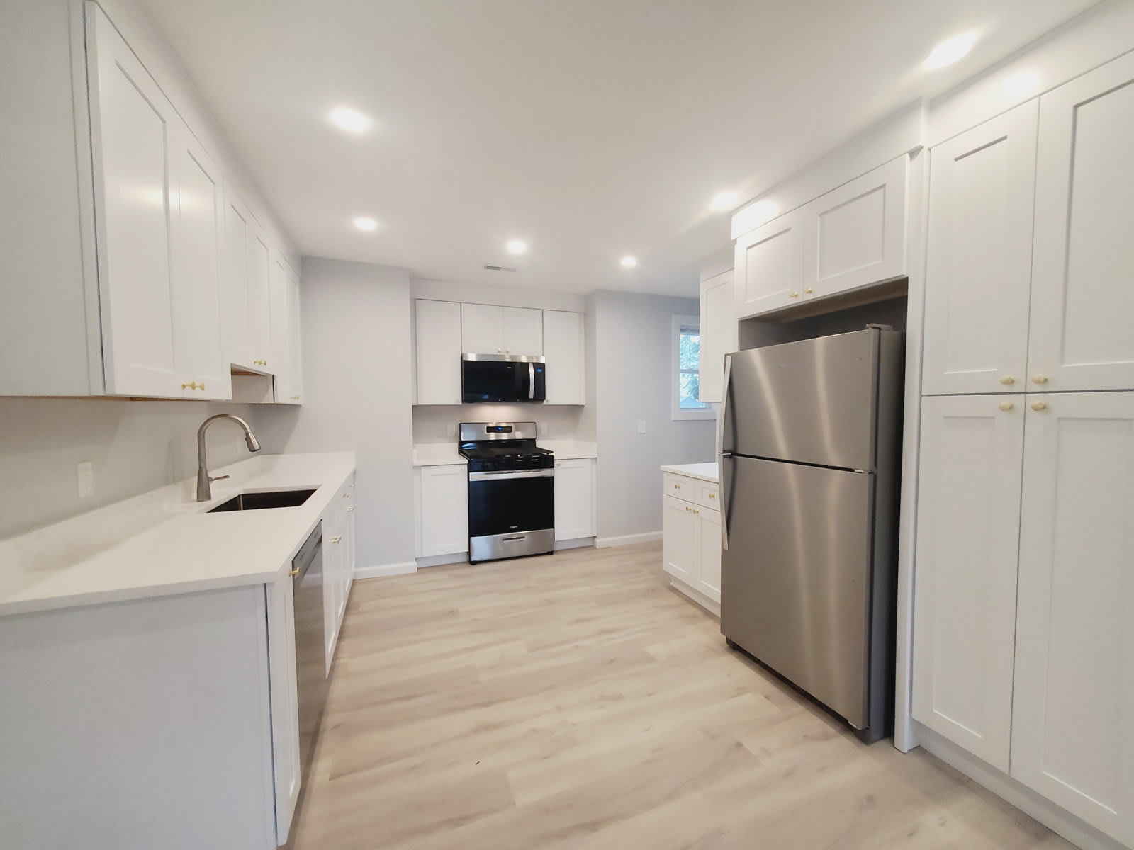 73 Willowbrook Avenue – photo 2