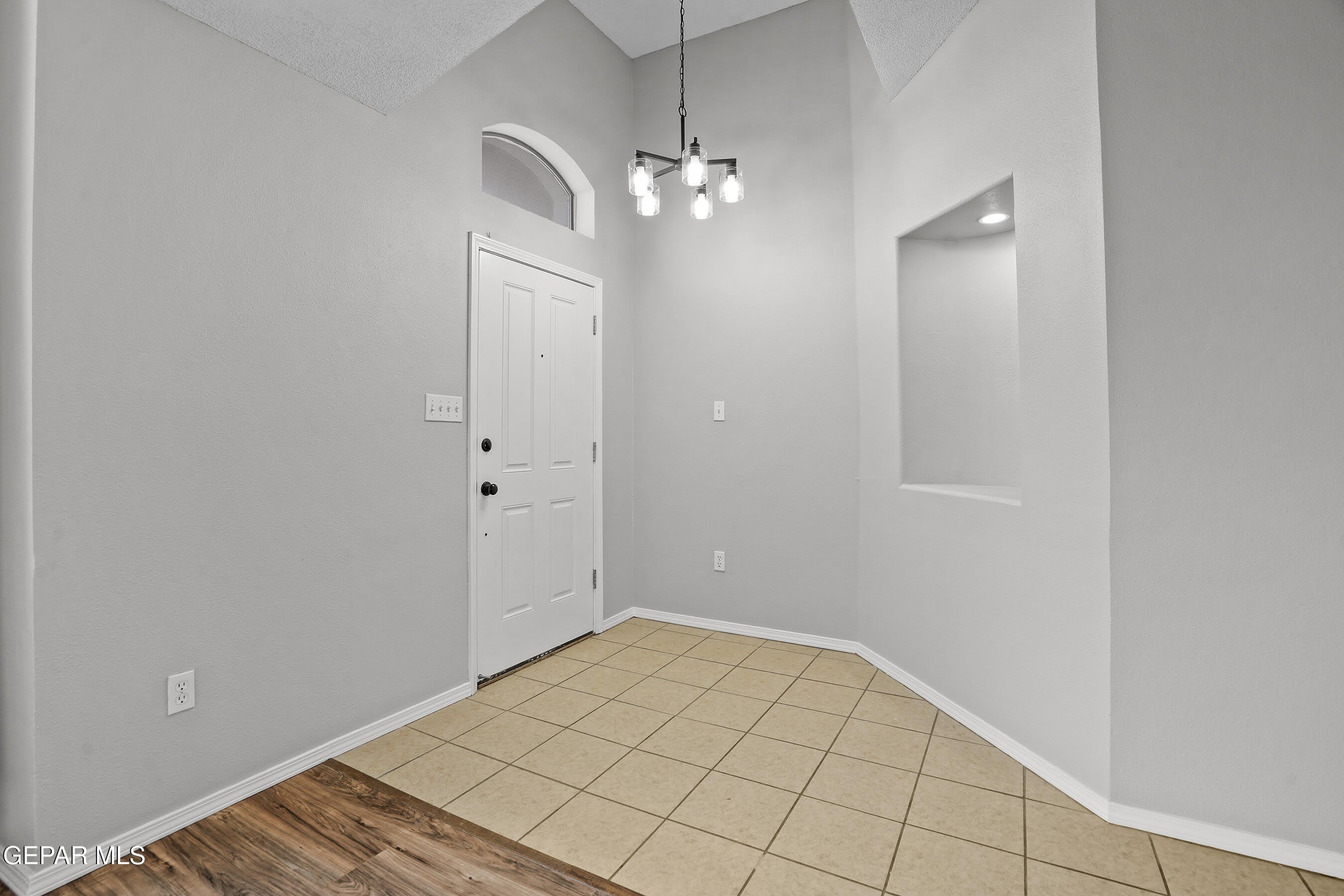 10039 PALOMA Drive – photo 5