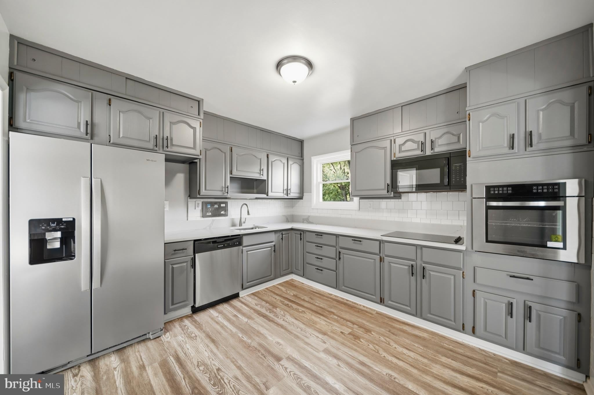 5233 KERGER Road – photo 1