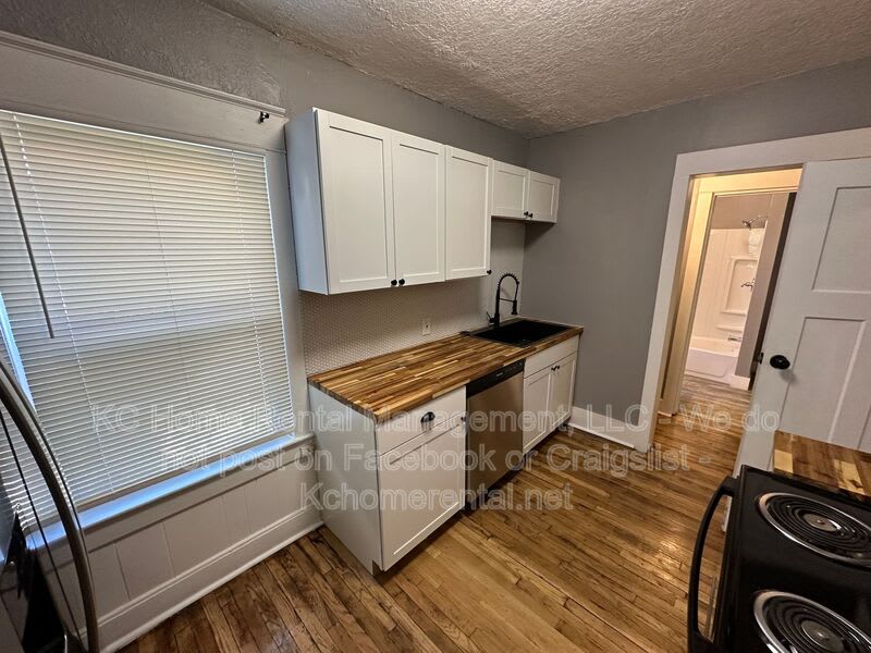5233 E. 6th St. – photo 2