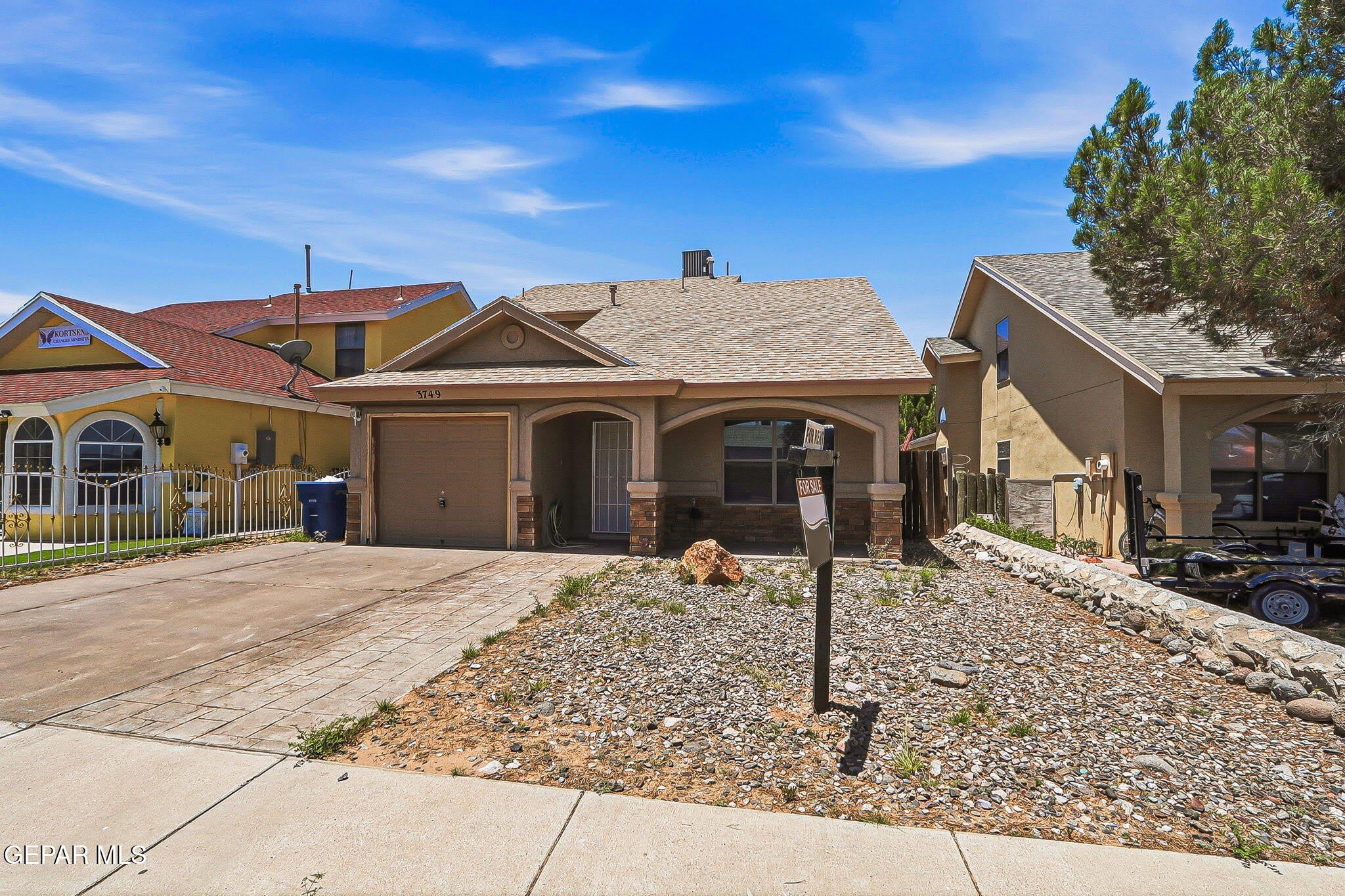 3749 LETICIA Street – photo 2