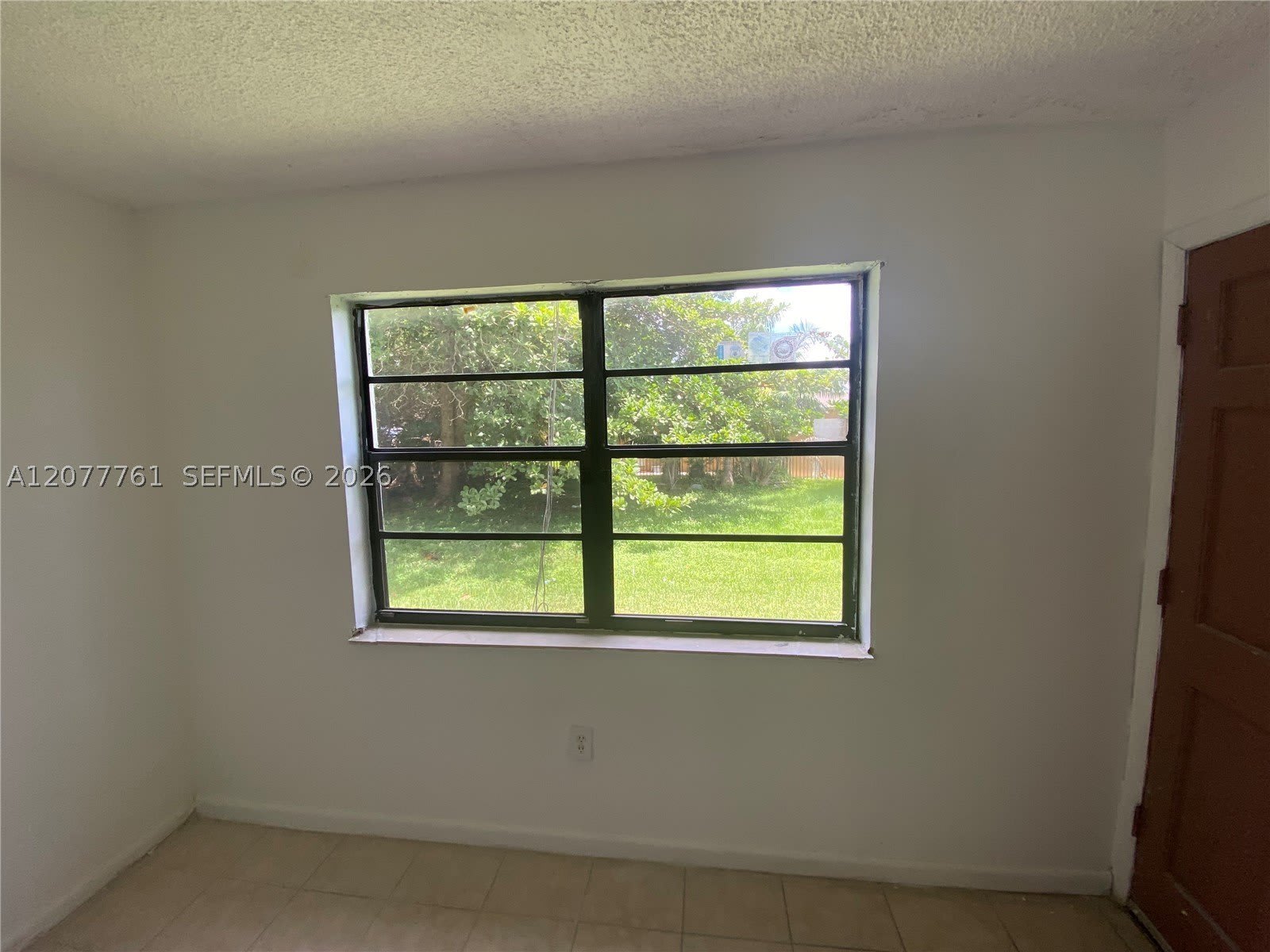 1415 Ne 118Th Ter – photo 4