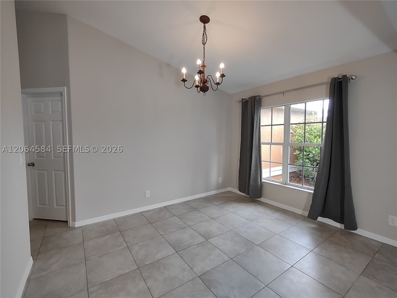 151 SW S Wakefield Cir – photo 4
