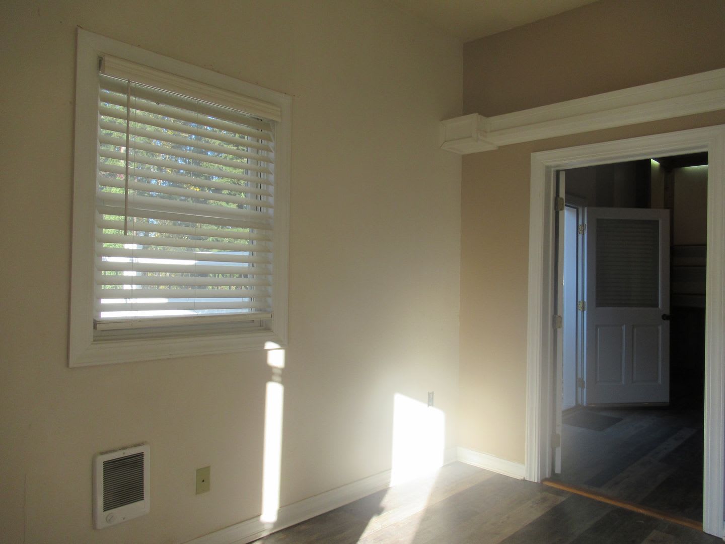 Spacious 1 Bedroom 75 Bathroom Mil Apartment All Utilities Included – photo 4