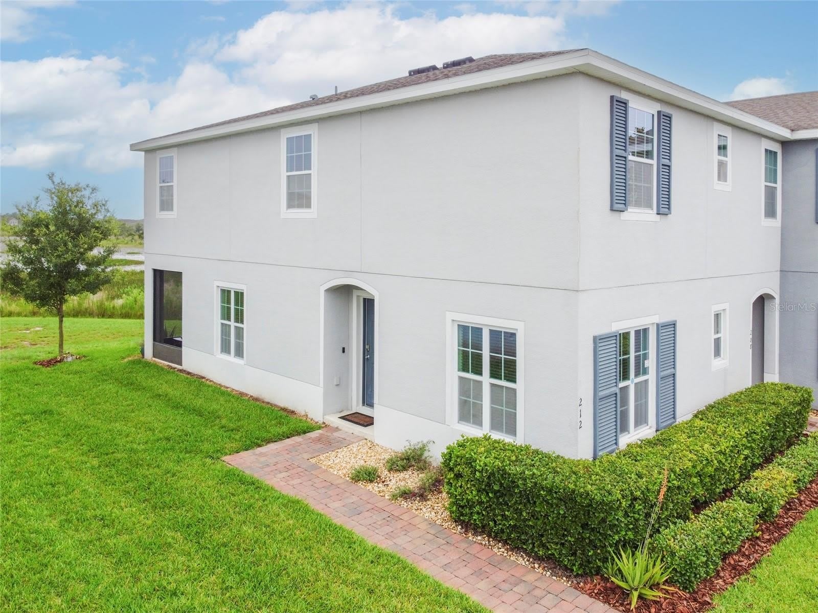212 PRIMROSE Drive – photo 2