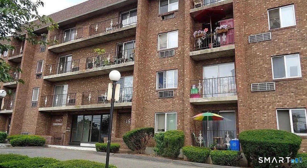 1575 Boston Avenue – photo 2