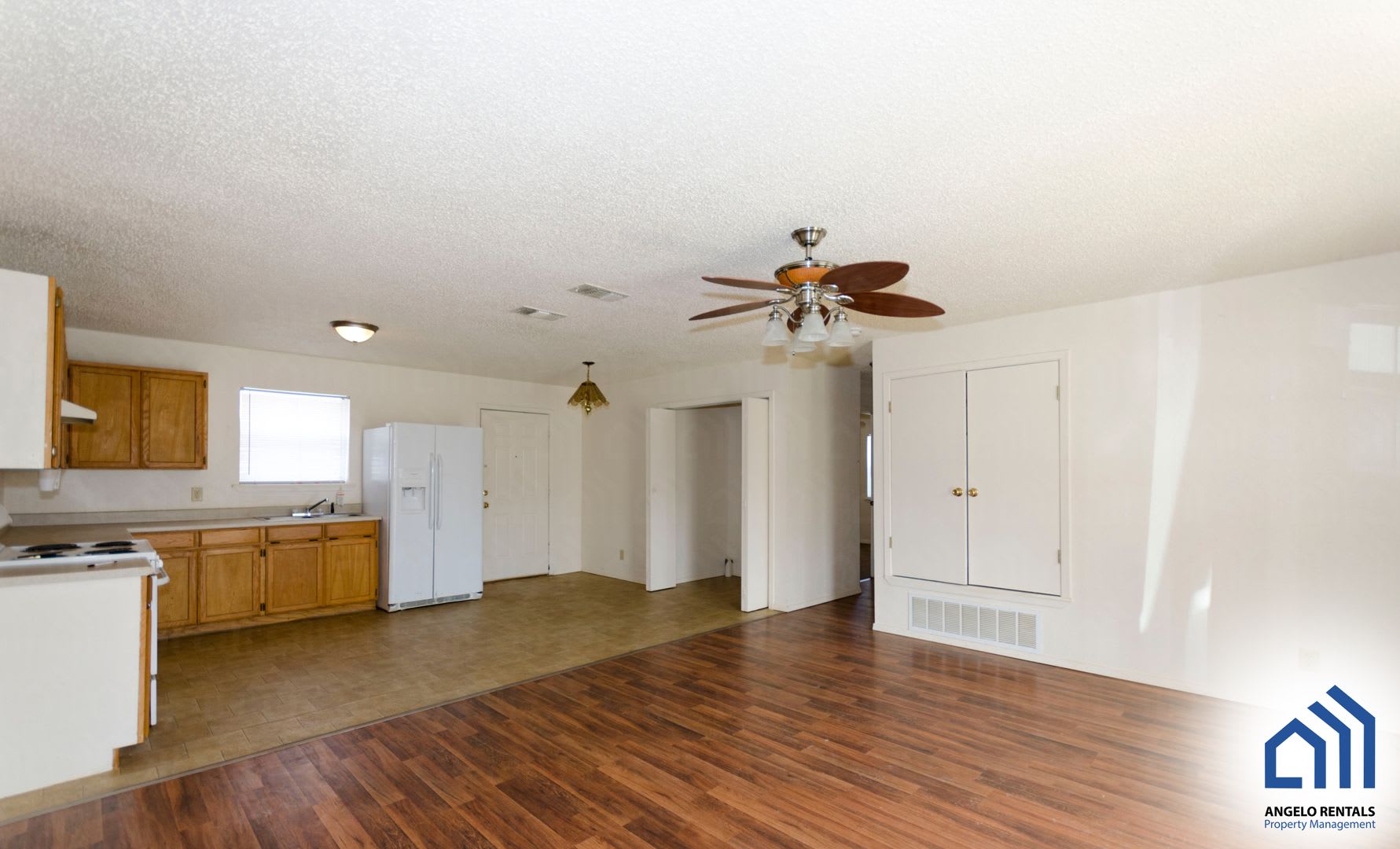 AFFORDABLE 2 Bedroom 1 bath duplex in Grape Creek COMING SOON! – photo 4
