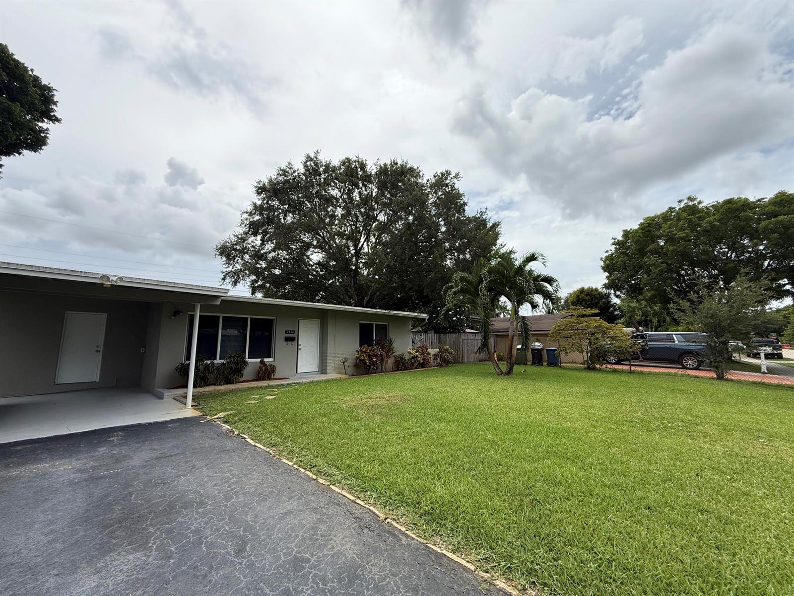 2316 Sw 35th Ave – photo 1