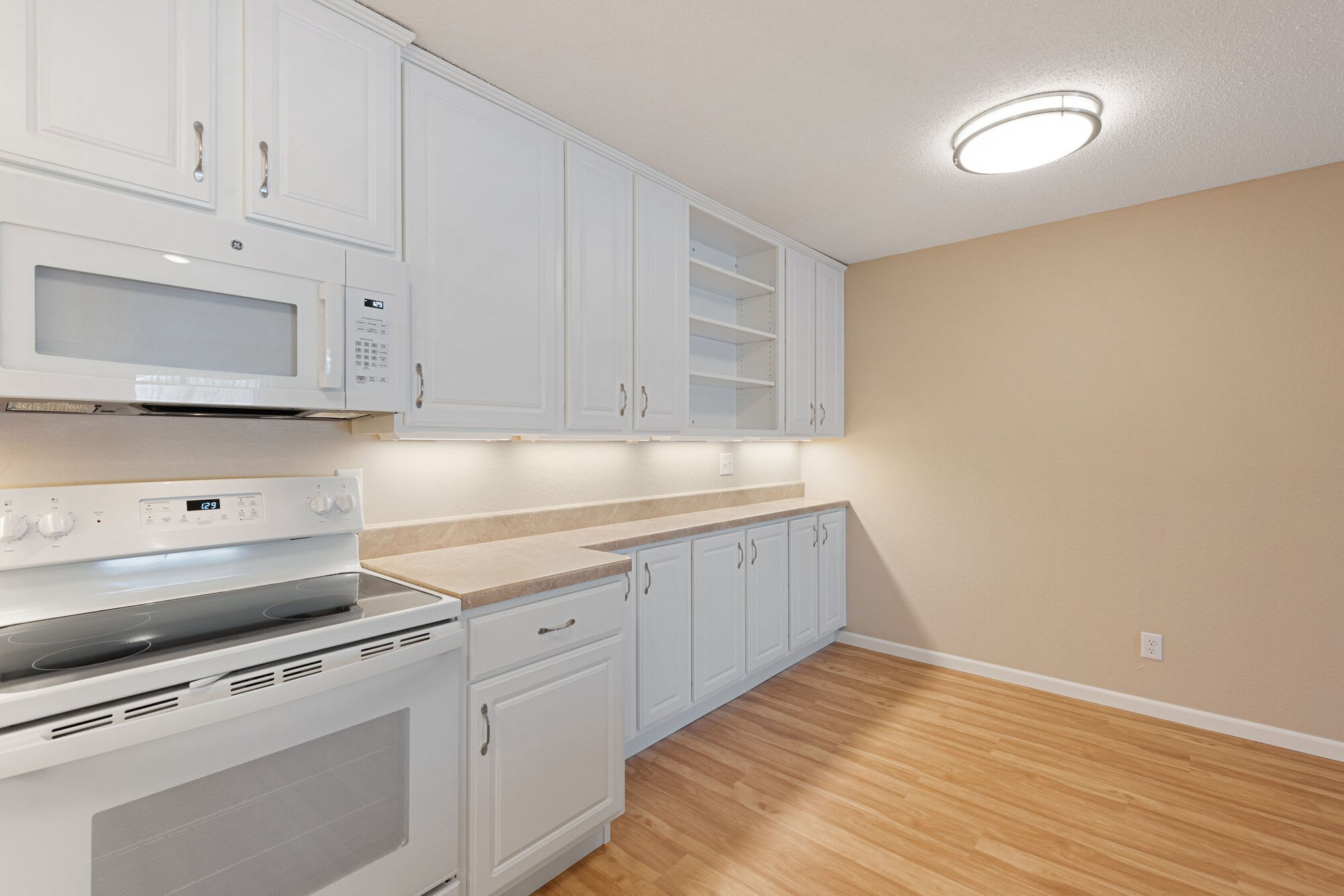 Plymouth Ponds Apartments – photo 3