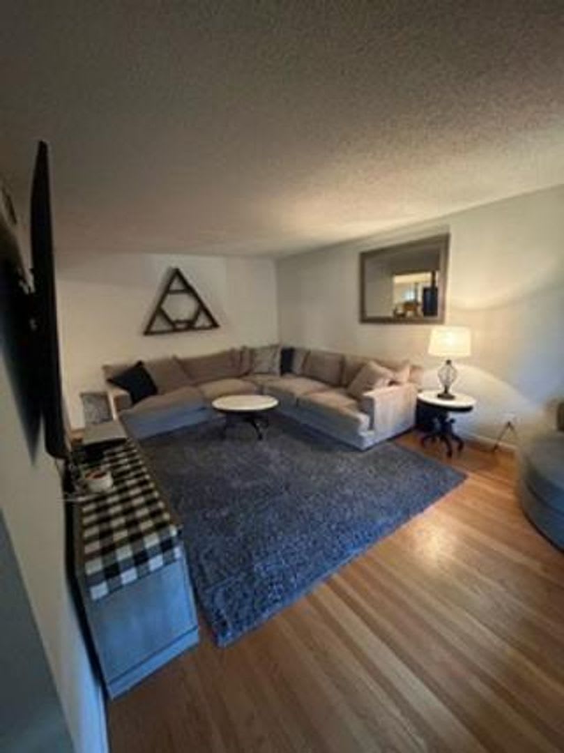 Adorable 3/2 Central Sacramento! PLEASE READ ENTIRE AD FOR VIEWINGS! – photo 4