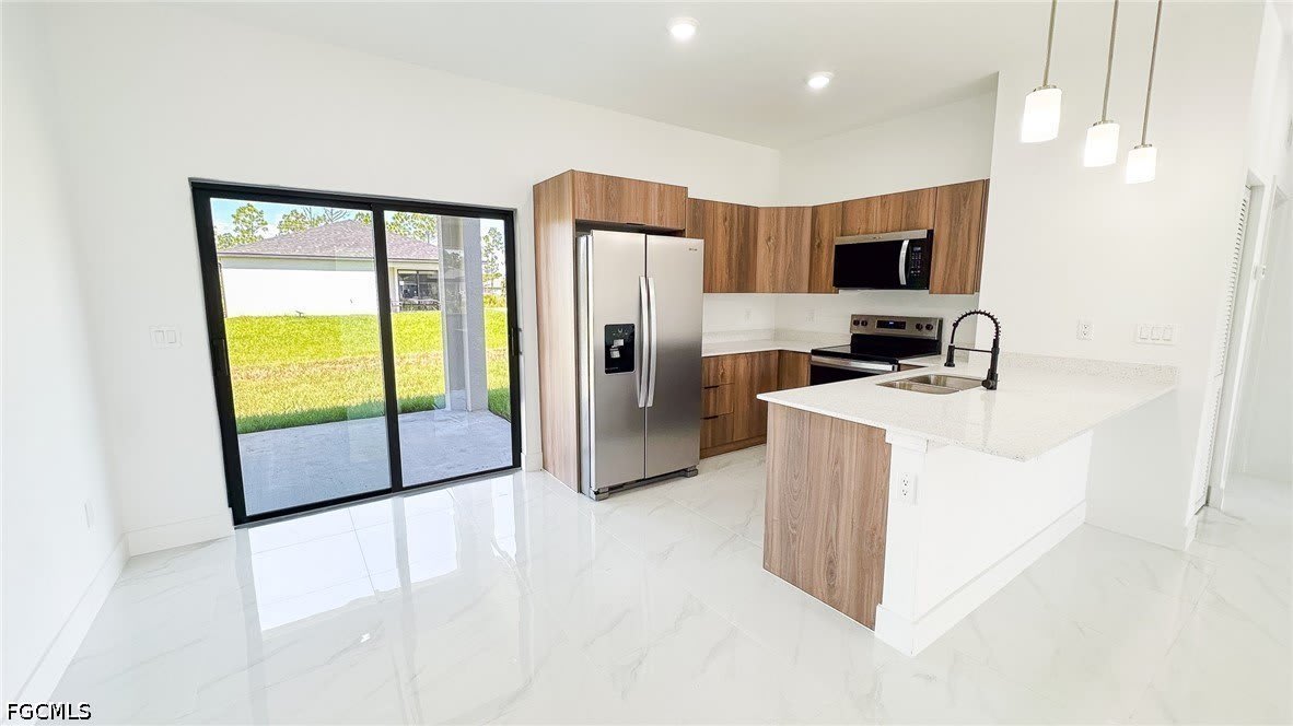 1843 Richmond Avenue N – photo 5