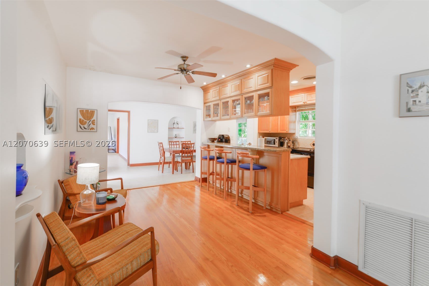 3031 SW 2nd Ave – photo 5