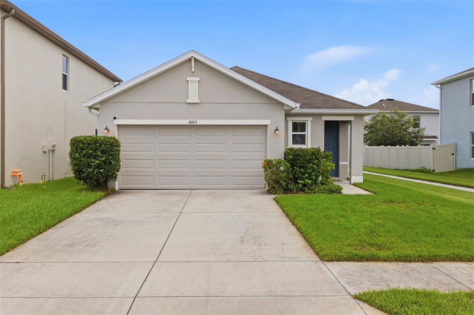 16163 SILENT SANDS Lane – photo 2