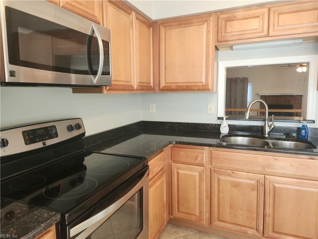 4776 Woods Edge Road – photo 5