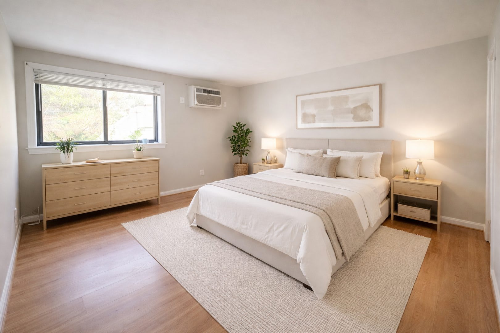 2026 Move In Special 500 Lease Signing Bonus Spacious 2Br Condo Near Naylor Rd Metro Washer Dryer Reserved Parking – photo 3