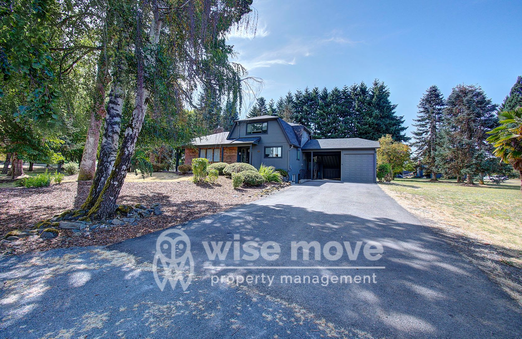 Felida Park- 4 Bedrooms on 1.5 Acres – photo 4