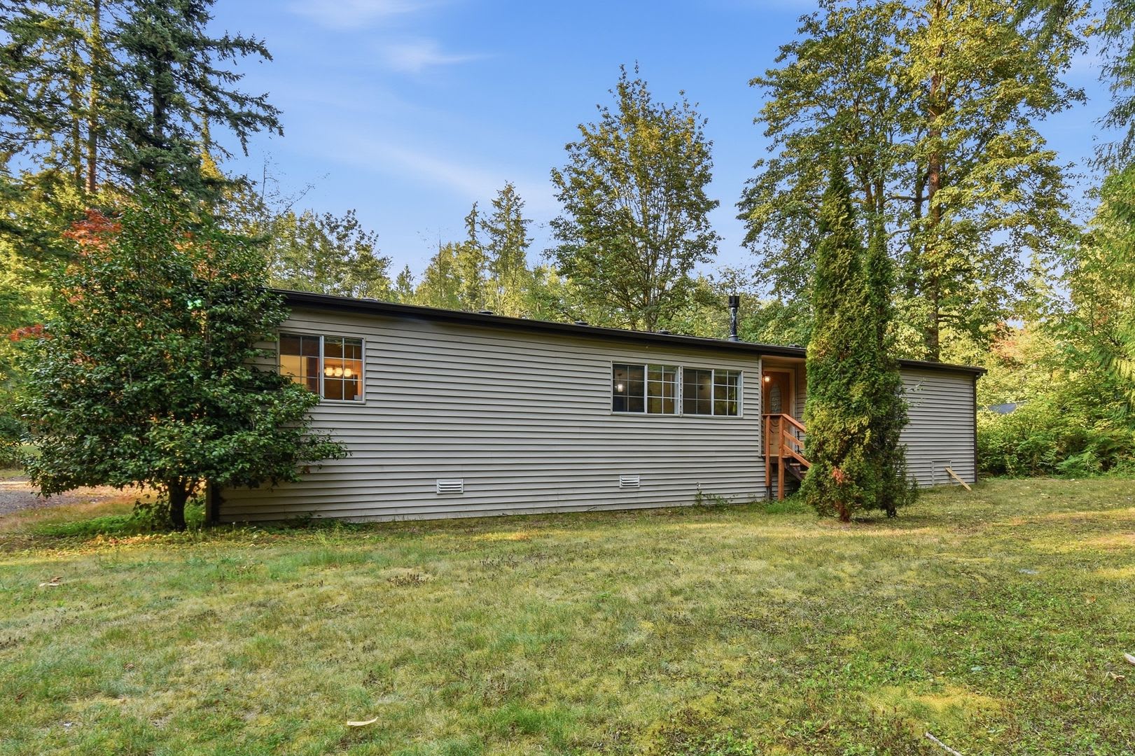3Bd 2Ba Redmond Home – photo 1