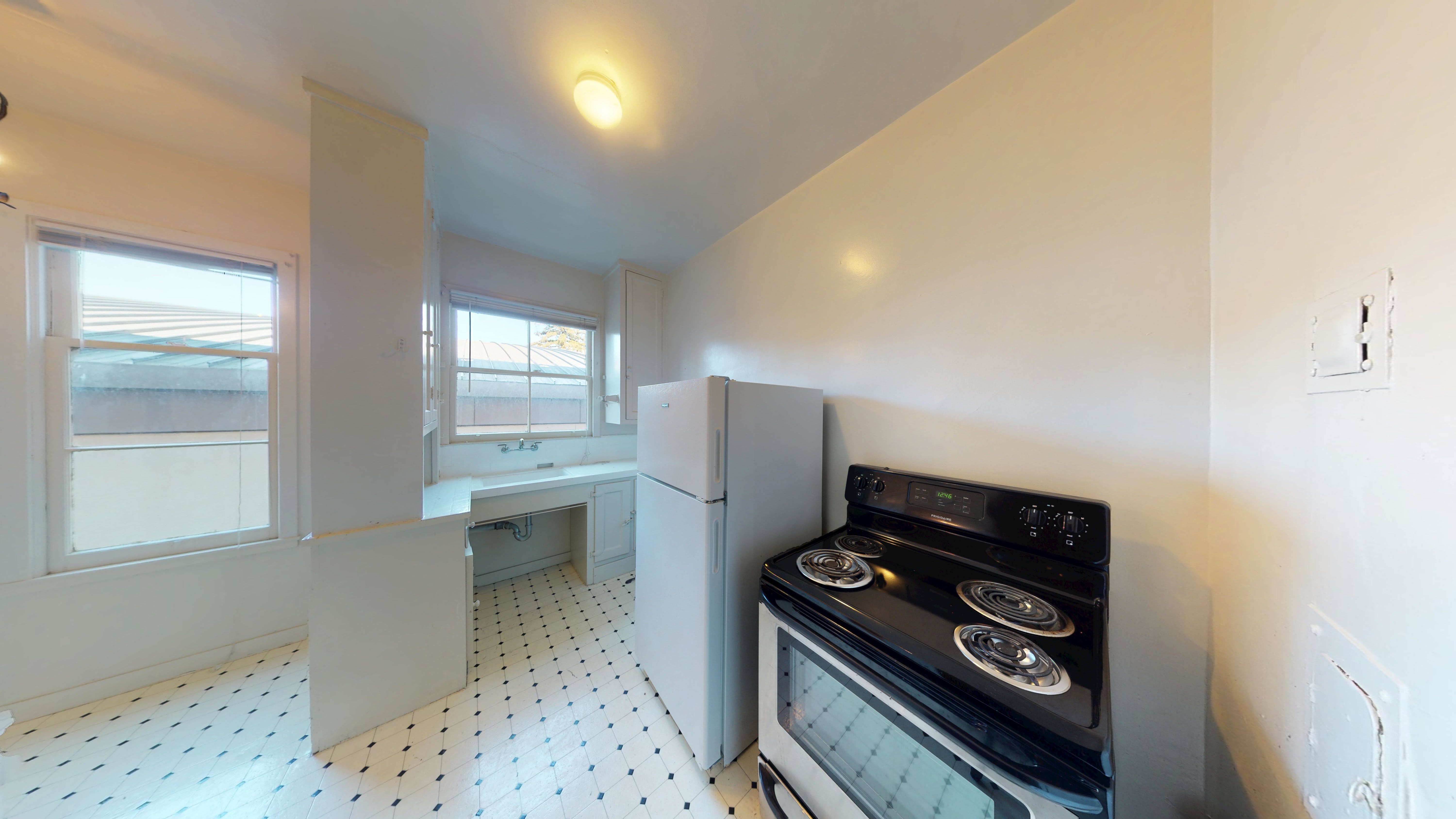 2605 Haste Street – photo 2