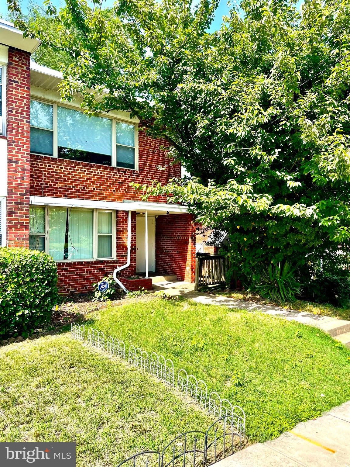108 Varnum Street Ne – photo 2