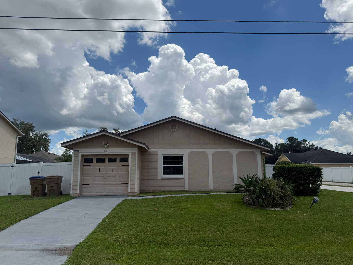 Charming 3-Bedroom Home with Modern Upgrades in Poinciana, FL – photo 2