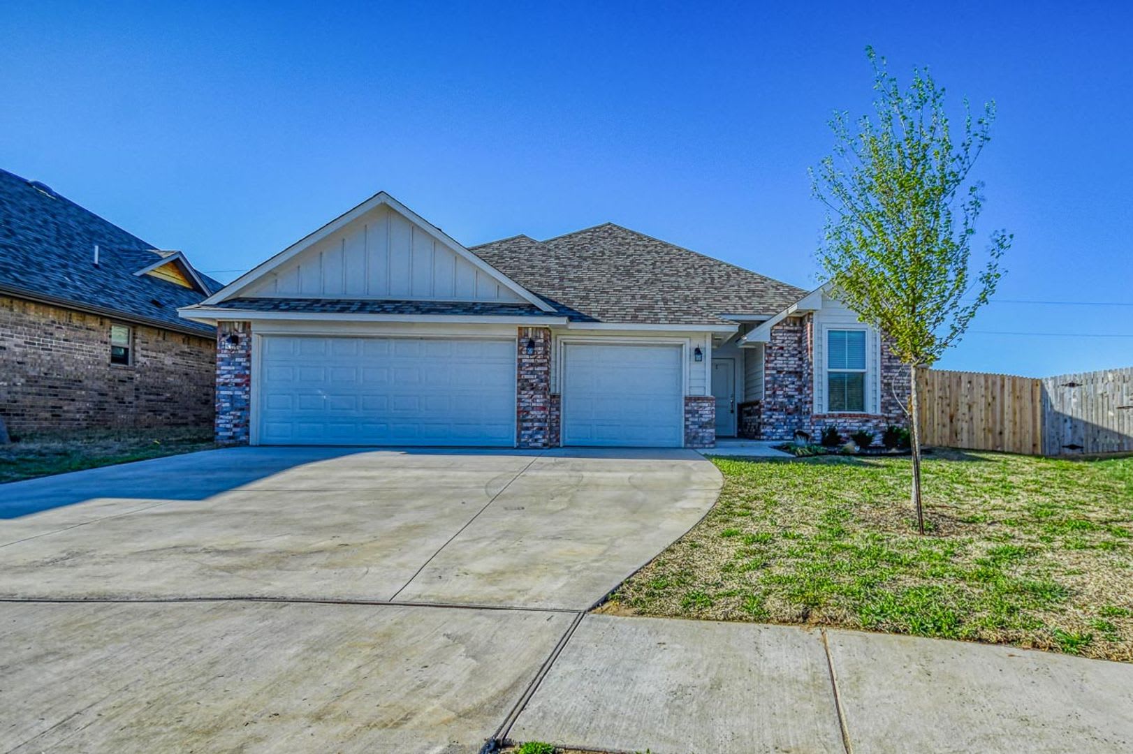 Move In Special: August Rent Free! – photo 2