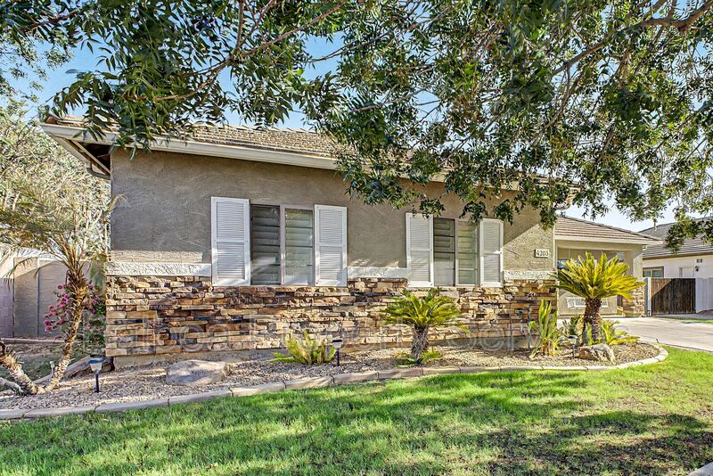 4203 E Los Altos Rd – photo 3