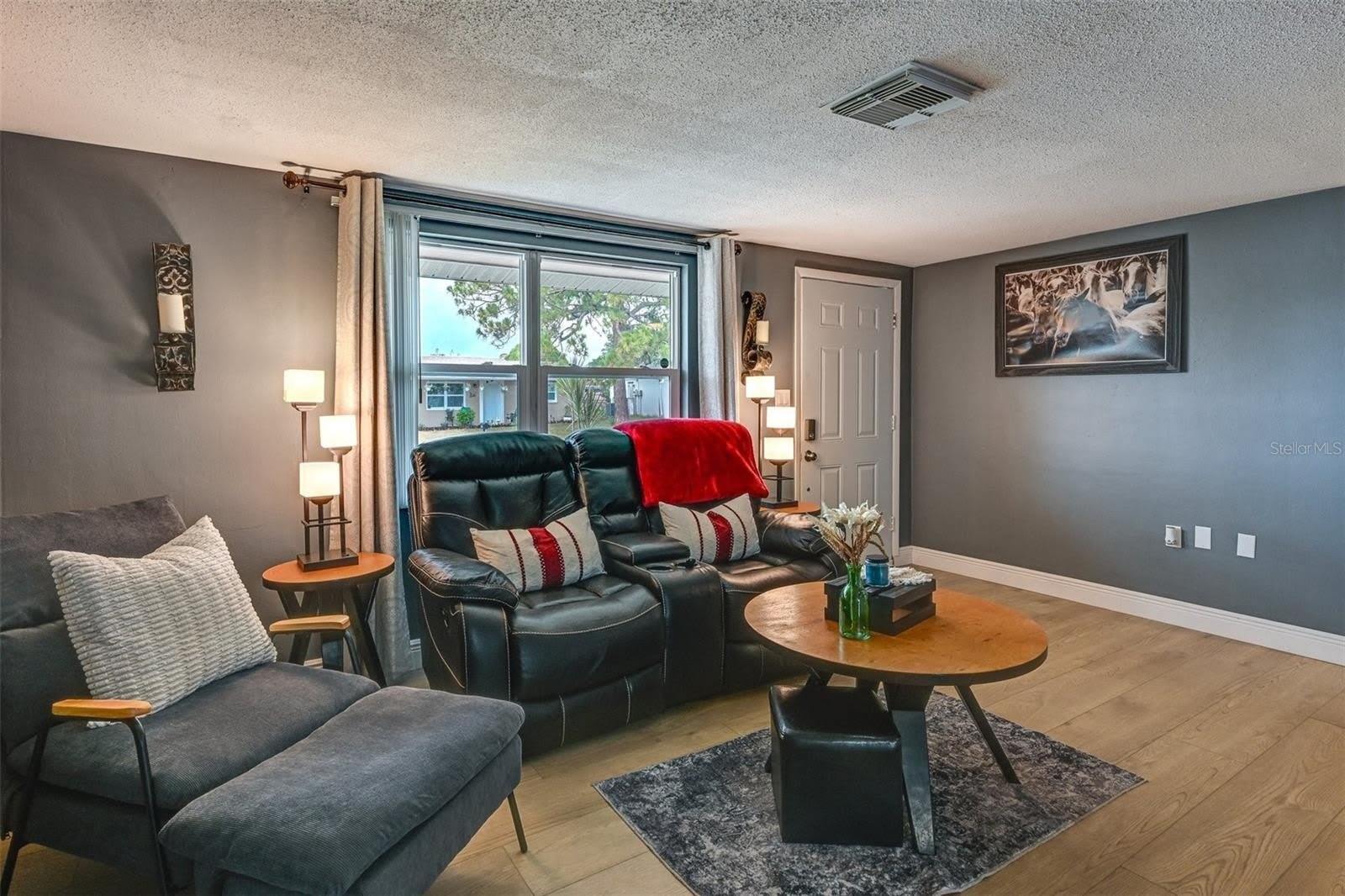 9746 LAKE CHRISE Lane – photo 3