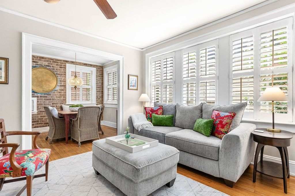 805 Whitaker St – photo 1