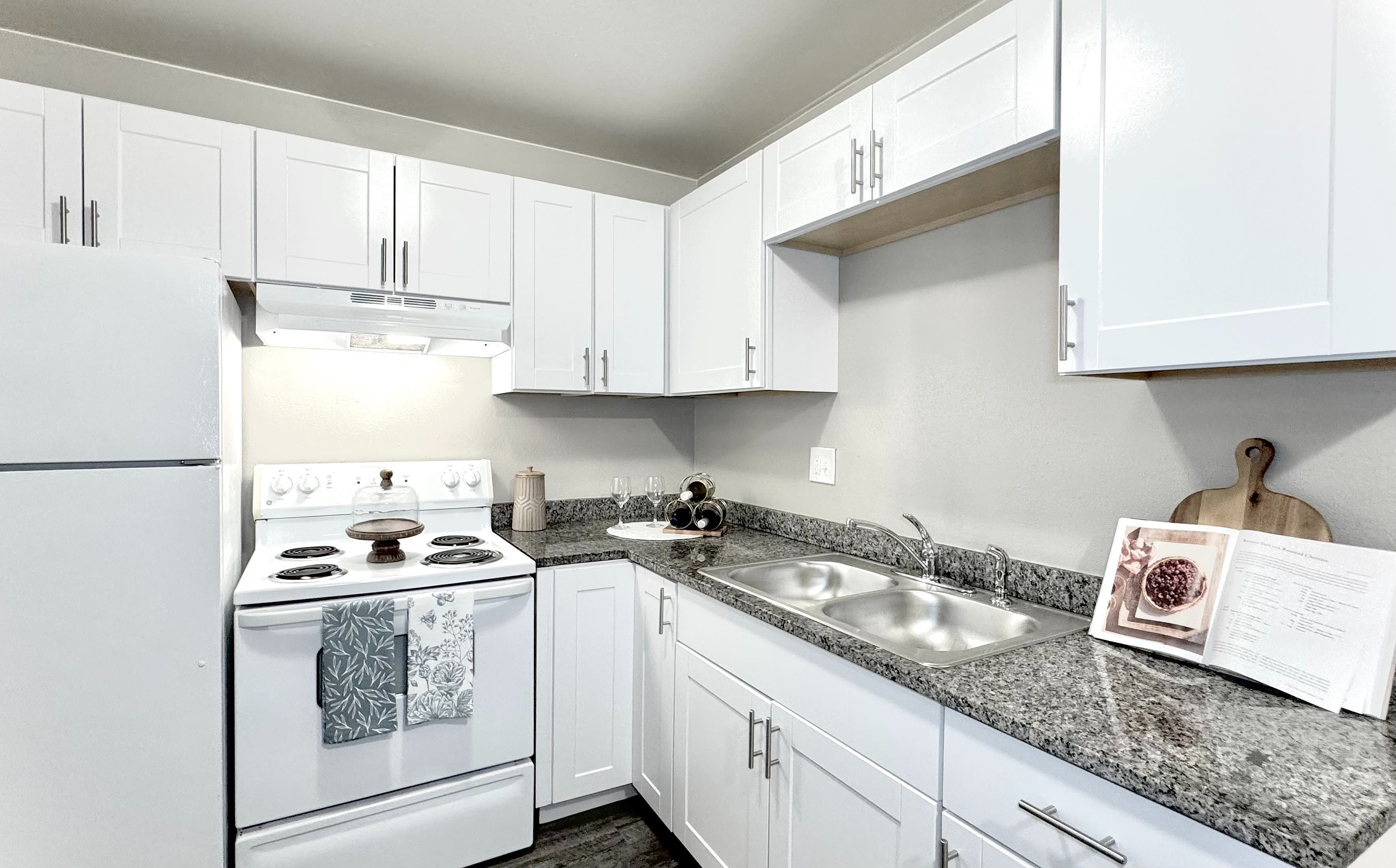 Westview Apartments – photo 3