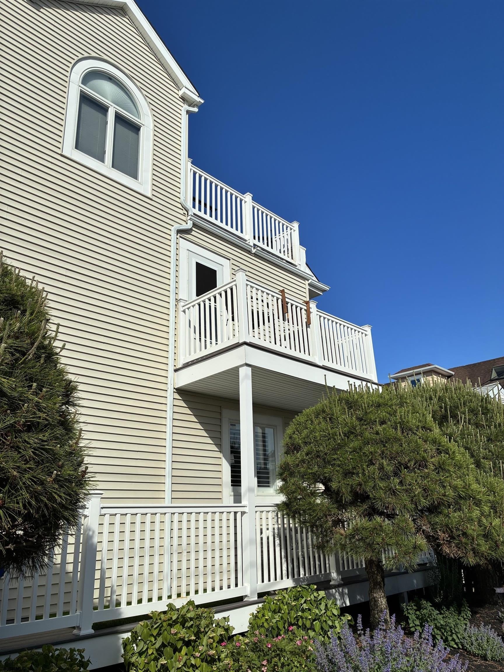 219 N 36 Ave – photo 3