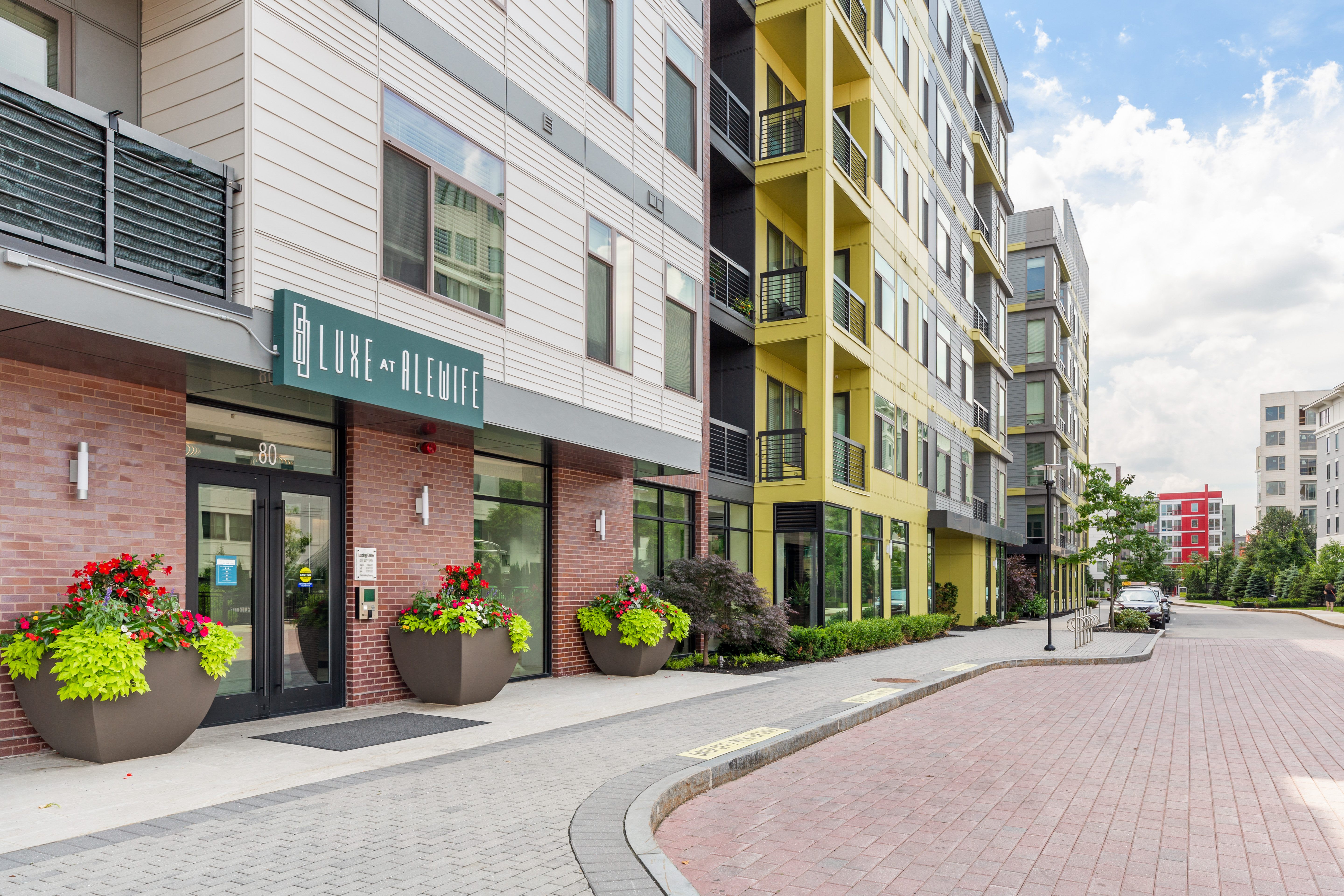 Luxe at Alewife – photo 1