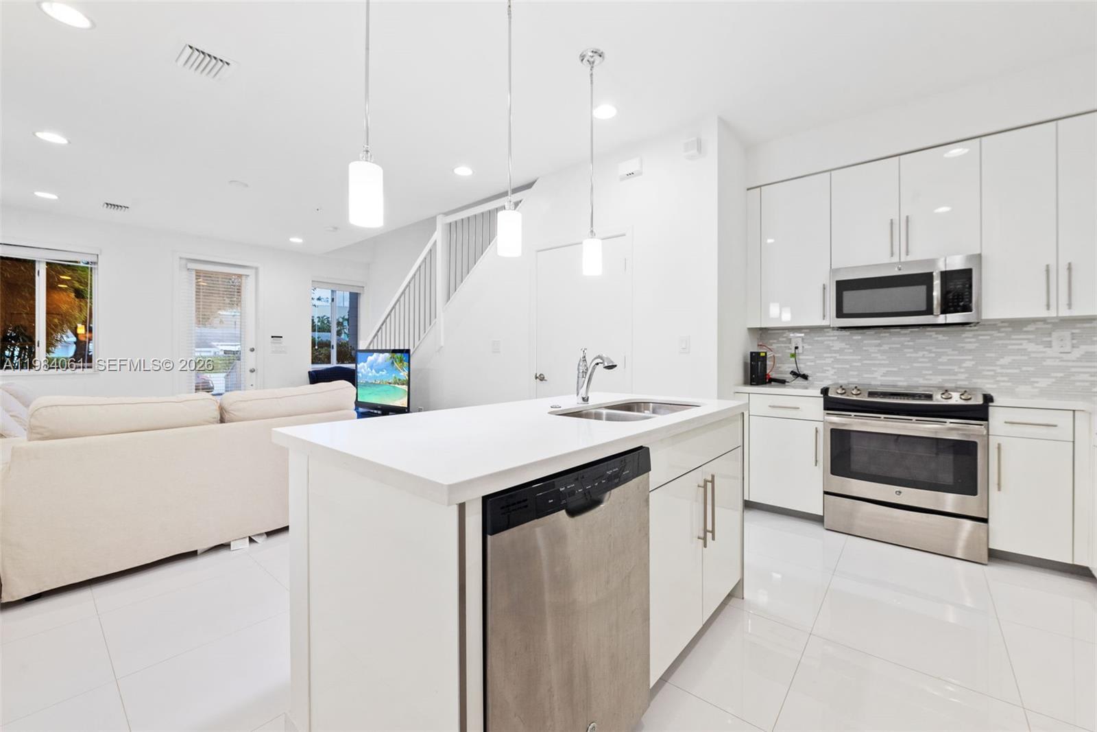 2641 Northeast 212th Terrace – photo 1