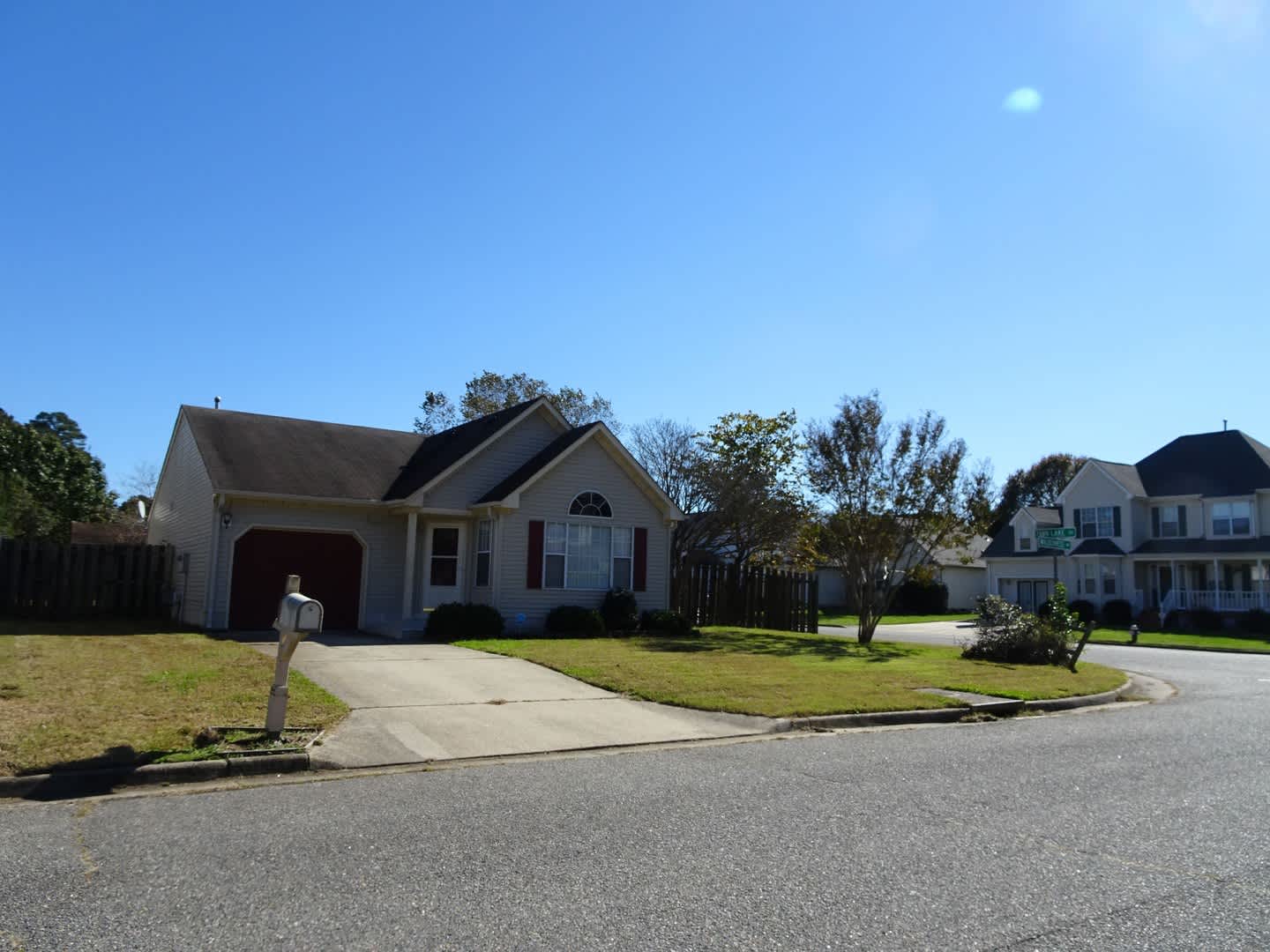 Single Family Ranch in Fawn Lake Newport News for Rent – photo 1
