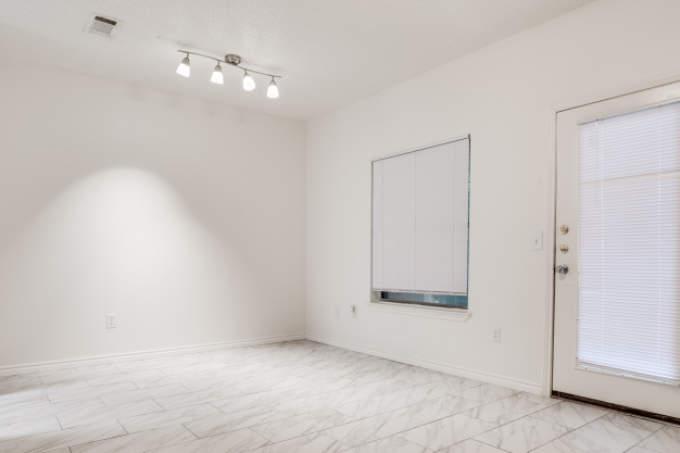 1050 Springdale Rd, #215 – photo 5