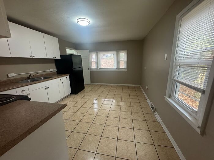 101 Scott Avenue – photo 4