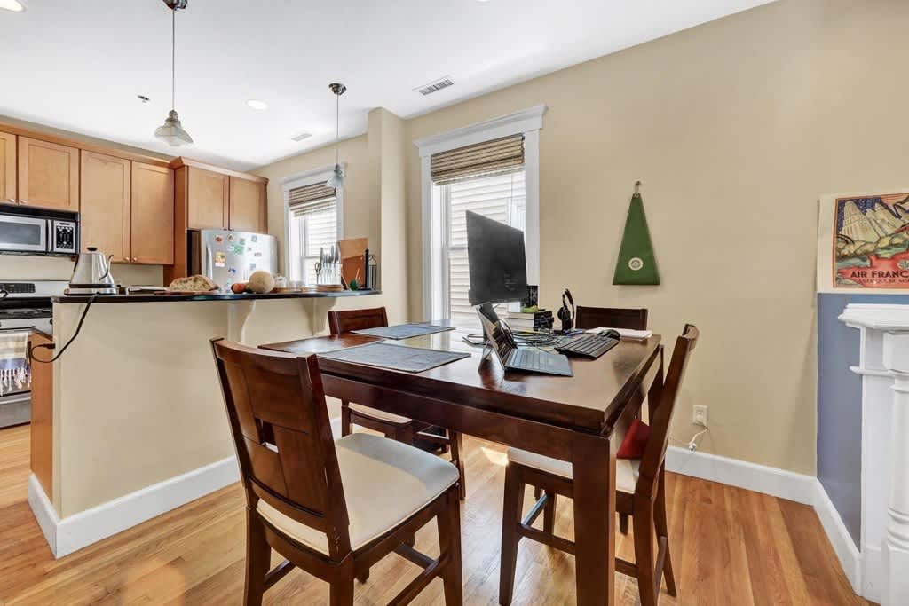 292 Western Ave – photo 4